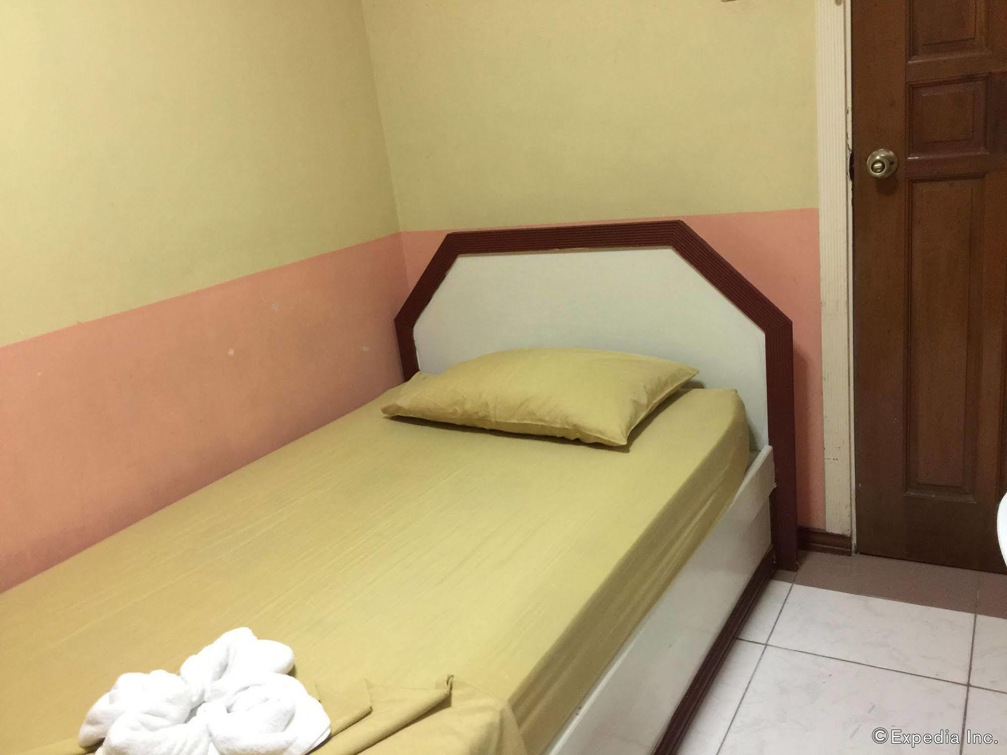 Buen Bella Pension House ตักบีลารัน ซิตี ภายนอก รูปภาพ